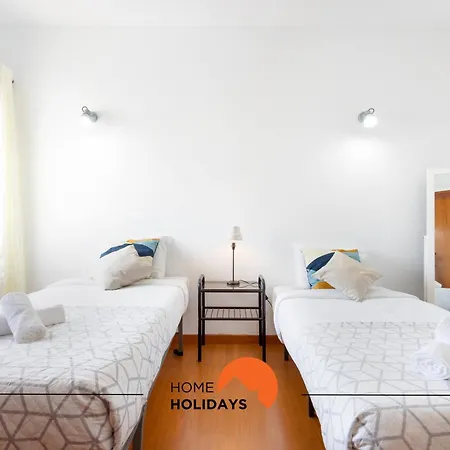 Daire #204 Larimar Flat By Holidays